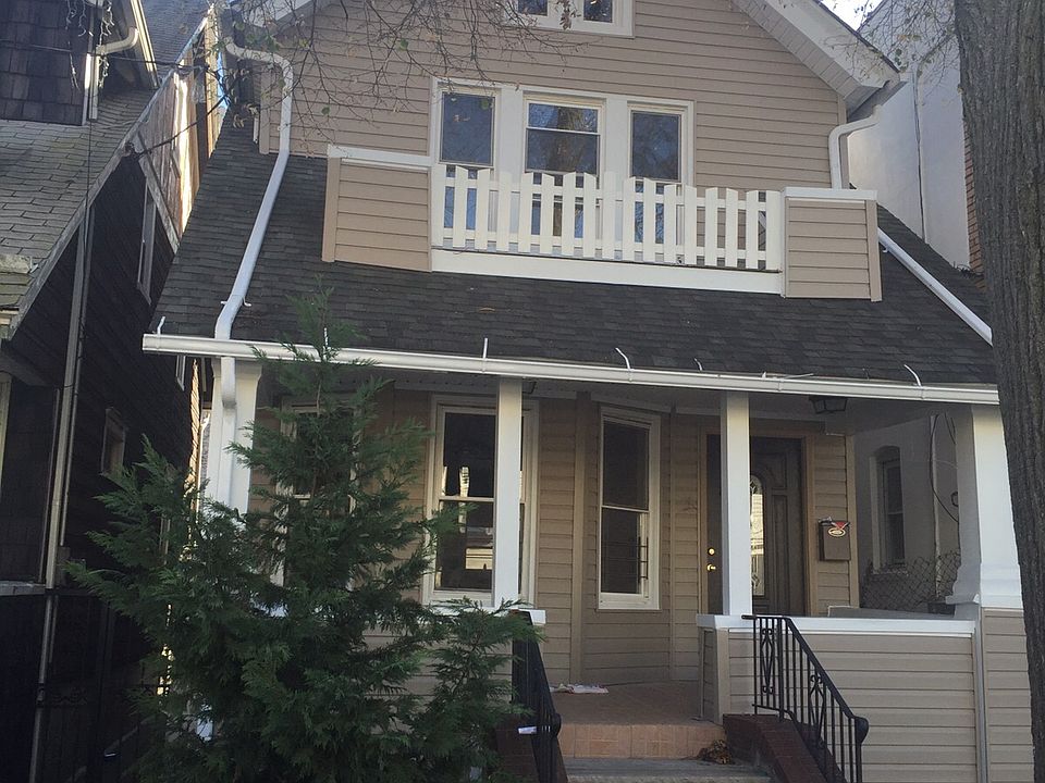 2nd image of 153 Foch Blvd
