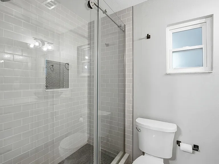 5119 Chilkoot St — Photo 16