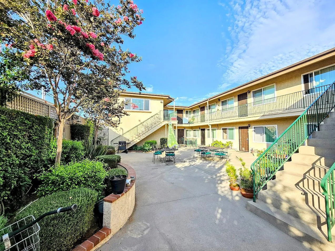 1 bed, 688 sqft, $1,950 — Photo 2