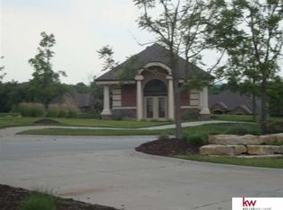 5115 S 235th St, Elkhorn, NE 68022