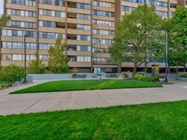 750 Washington Rd APT 703, Pittsburgh, PA 15228