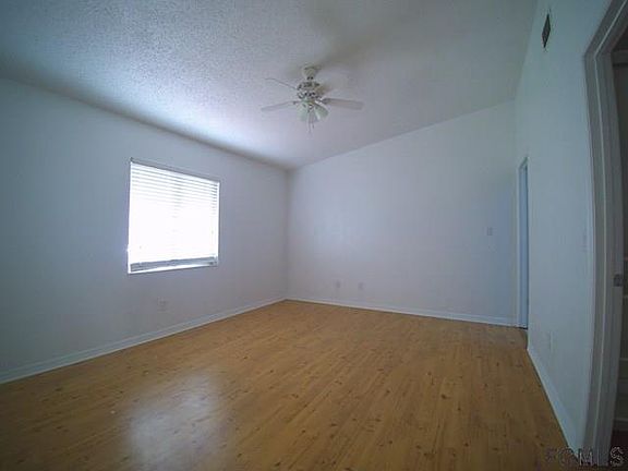 3rd image of 112 Patric Dr