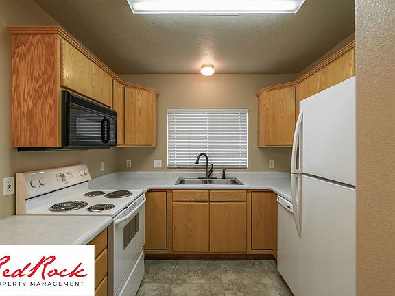 4th image of 444 Sunland Dr APT 82