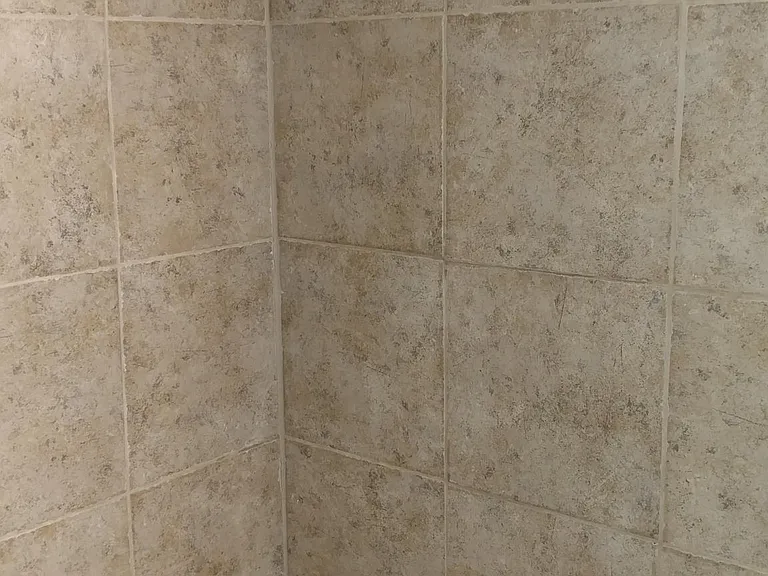 3010 NE Kingsbriar Dr — Photo 7