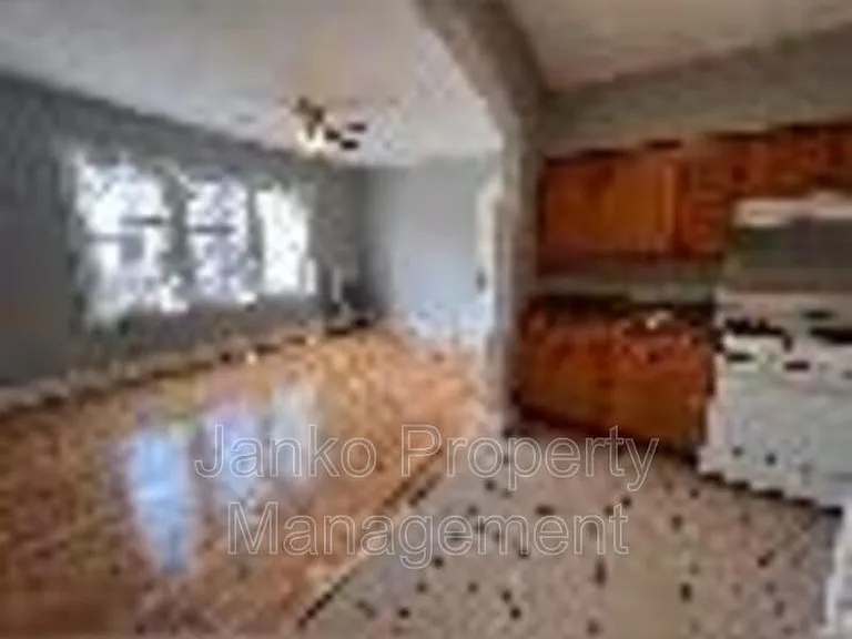 9453 S Loomis St #307 — Photo 1