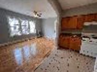 9453 S Loomis St APT 307, Chicago, IL 60620