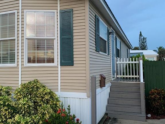 2nd image of 2580 NE Indian River Dr #1