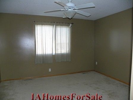 Master Bedroom with large closet w/ built in organization