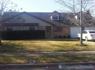 1009 Chestnut St, Irving, TX 75060