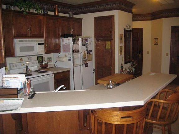 4th image of 101 Osthoff Ave #98