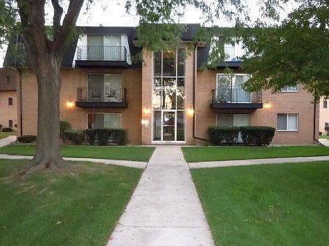 1st image of 4929 W 109th St #18-103