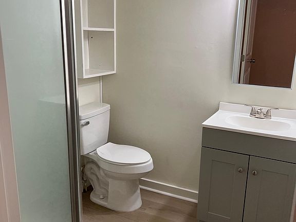 5th image of 806 N Chancery St APT A