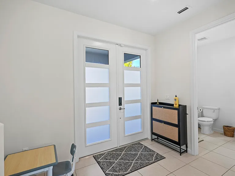 10700 SW Gloriana St — Photo 5