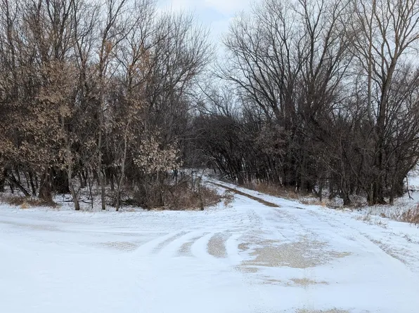 38489 100th Ave, Cannon Falls, MN 55009