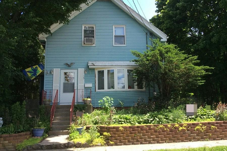 1st image of 15 Washington St