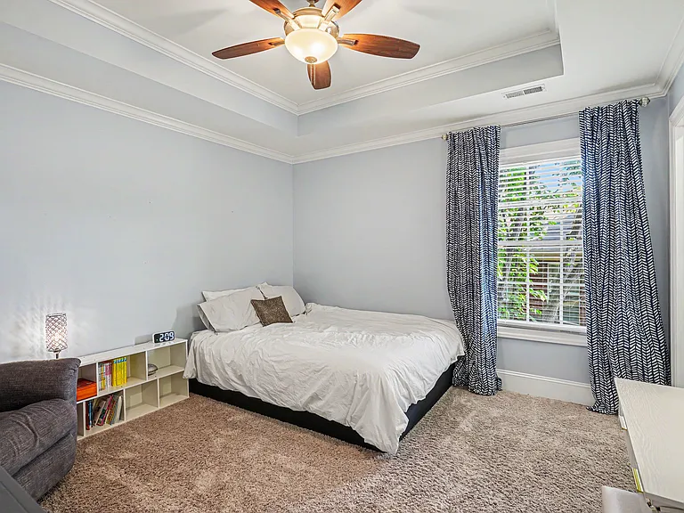 625 Palisades Ct — Photo 22