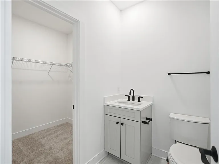 302 Highbridge Ln — Photo 20
