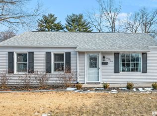717 Ruby St, Galesburg, IL 61401