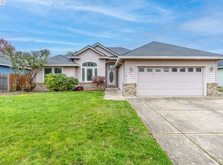 968 S St, Springfield, OR 97477