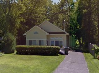 3435 Crystal Bay Rd, Wayzata, MN 55391