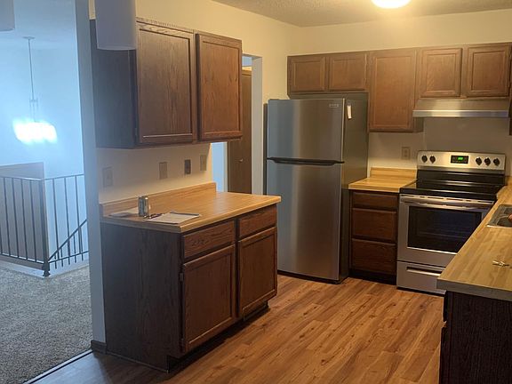 4th image of 9413 Bass Creek Cir N