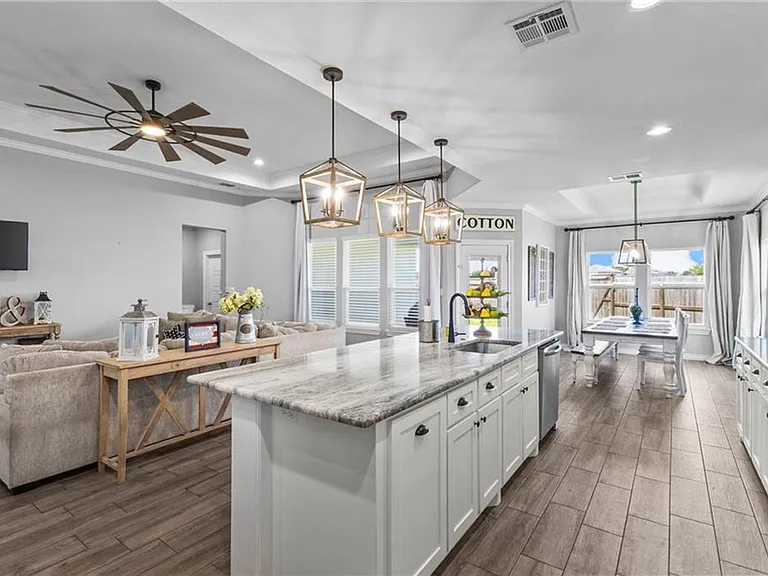 6730 Keyan Dr — Photo 18