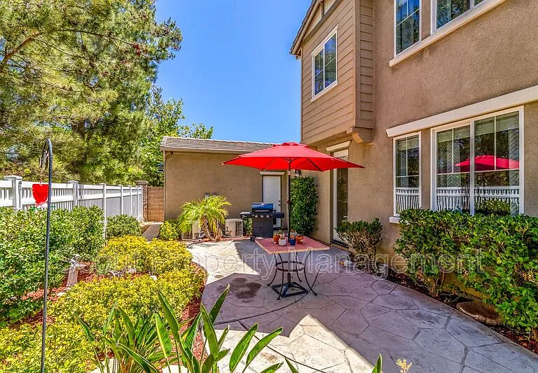 40281 Salem Way — Photo 29
