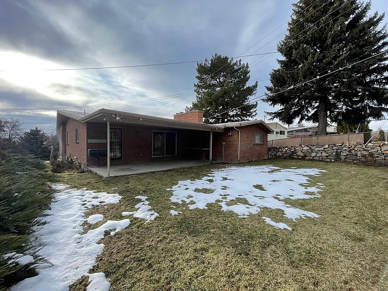 1124 Birch Ln — Photo 48