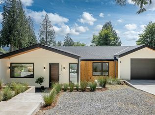 2108 SW Mossy Brae Rd, West Linn, OR 97068