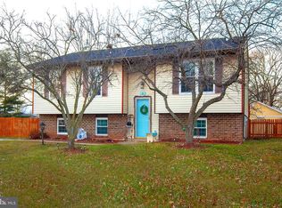 4 Windy Hills Dr, Taneytown, MD 21787