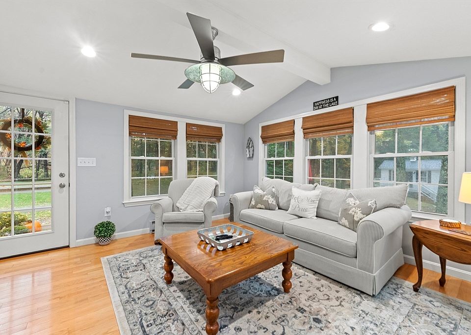 1st image of 50 Beach Ave