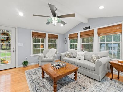 50 Beach Ave, Sturbridge, MA, 01566