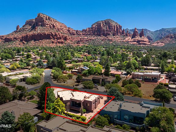 4th image of 215 Indian Cliffs Road