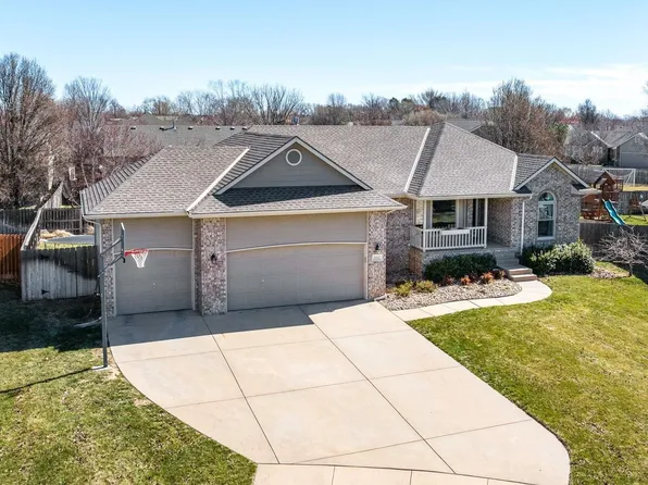 2812 N Shefford Cir, Wichita, KS 67205
