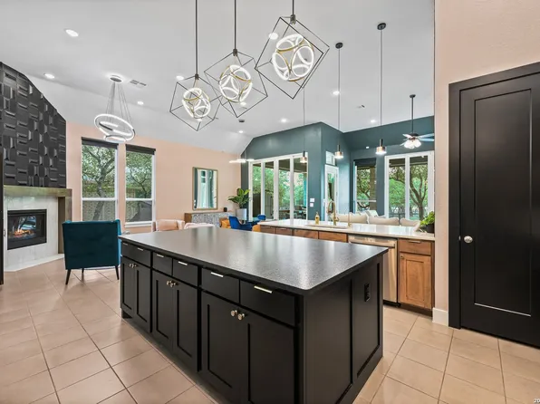 135 WILD ROSE HL, Boerne, TX 78006