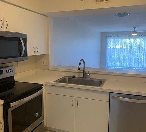 5th image of 9660 Victoria Ln APT 205
