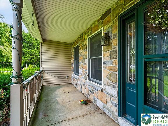 4th image of 6970 Silver Crest Rd
