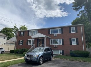 15 Lothrop St APT 1, Newton, MA 02460