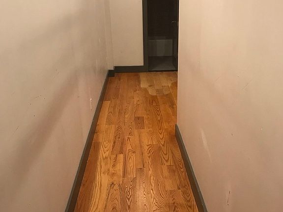 3rd image of 182 Jefferson St #4BB