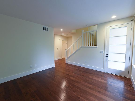 2nd image of 841 Altaire Walk