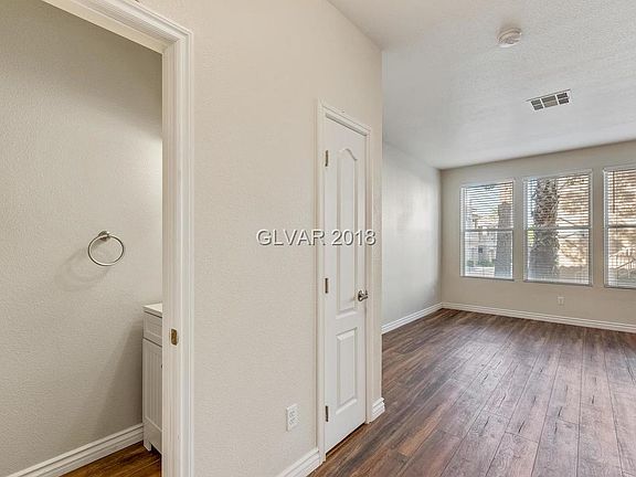 3rd image of 251 S Green Valley Pkwy Unit 4713