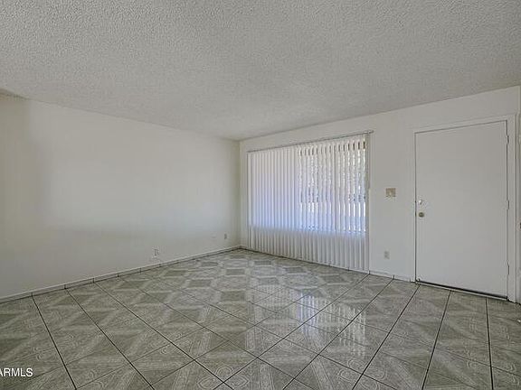 3rd image of 3020 N 87th Ave