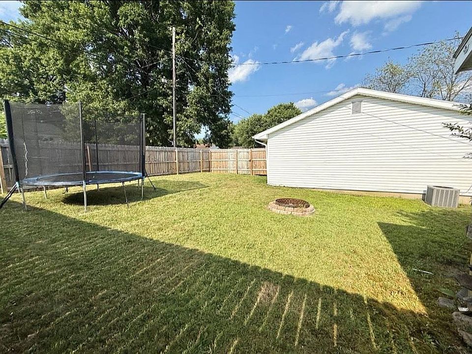 2nd image of 1145 Indiandale Ave