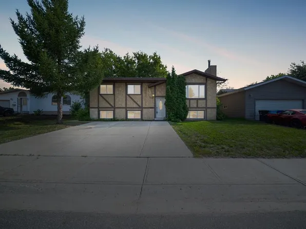 122 N Christina Ct, Wood Buffalo, AB T9K 1H3