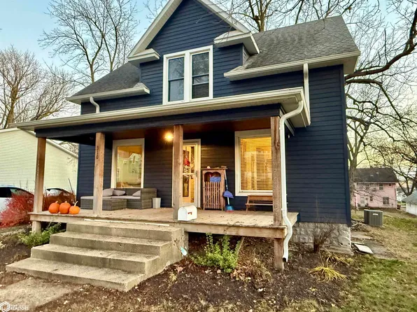 310 2nd St, Manning, IA 51455