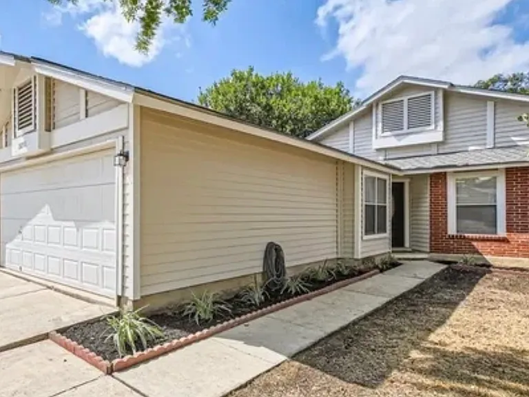 13251 Larkgate Dr — Photo 3