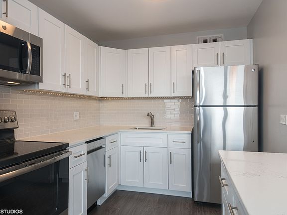 4th image of 3550 N Lake Shore Dr APT 2514