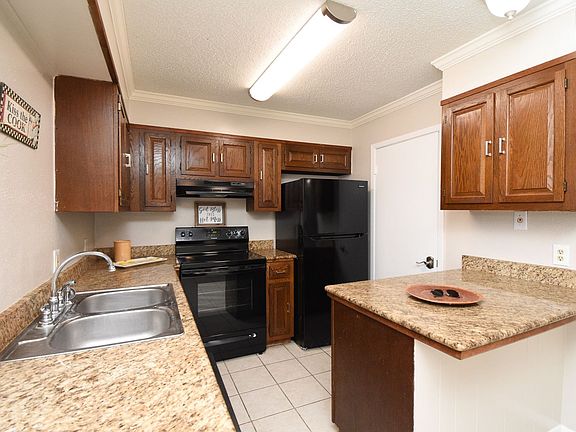 2nd image of 102 Palmwood Dr #H