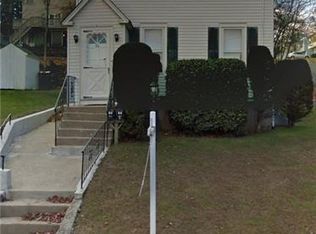 82 New St, Shelton, CT 06484