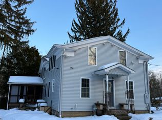 34205 Jackson Rd, Moreland Hills, OH 44022